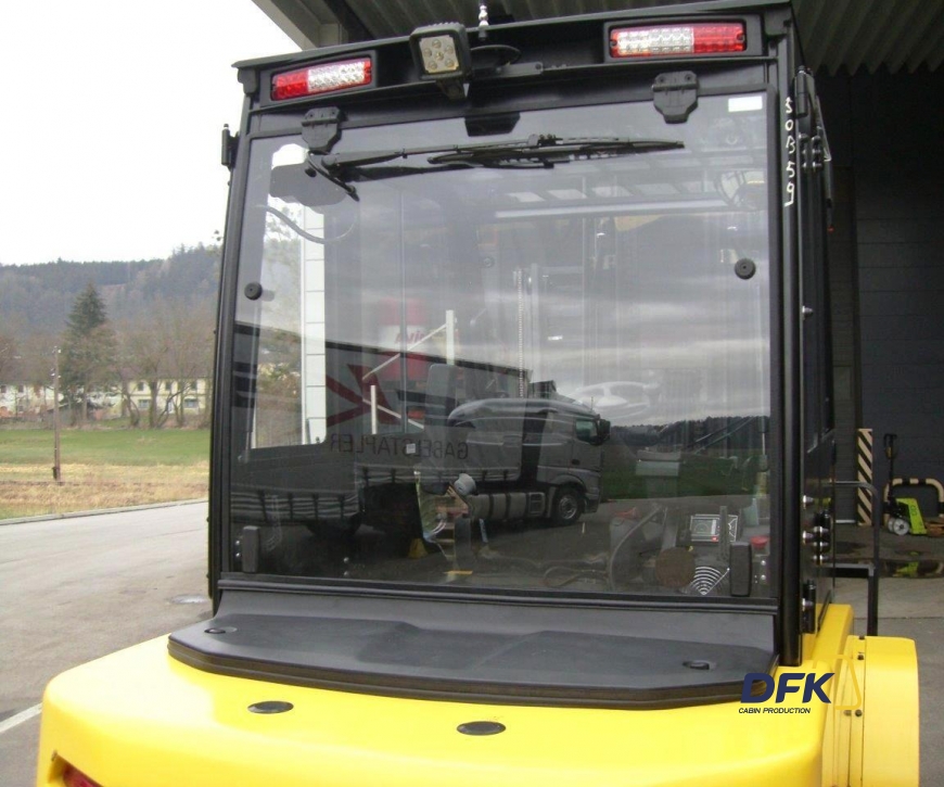 Hyundai 40-50B 9