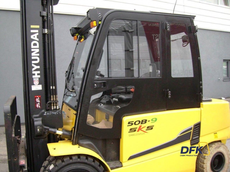 Hyundai 40-50B 9