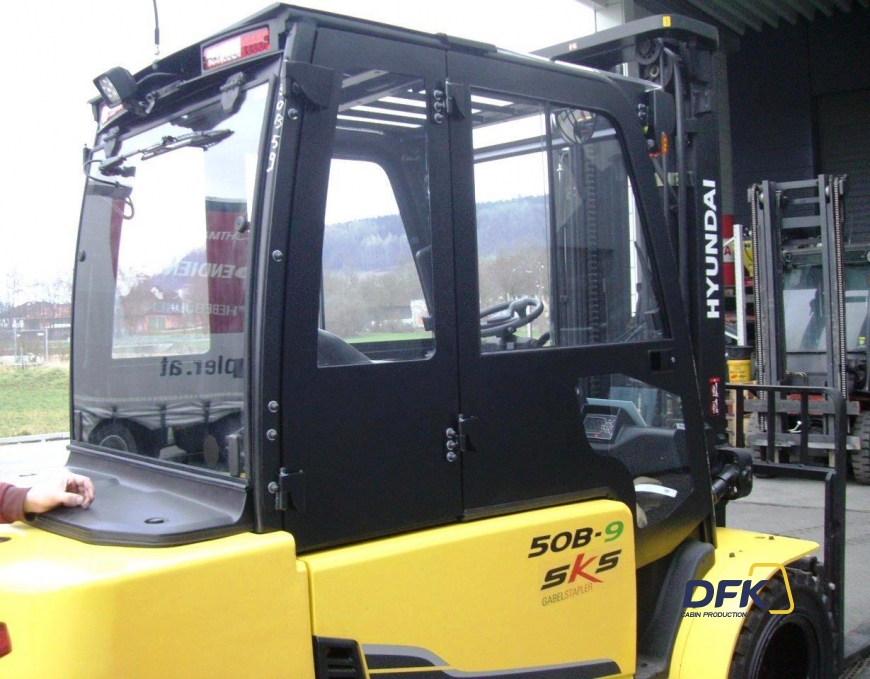 Hyundai 40-50B 9