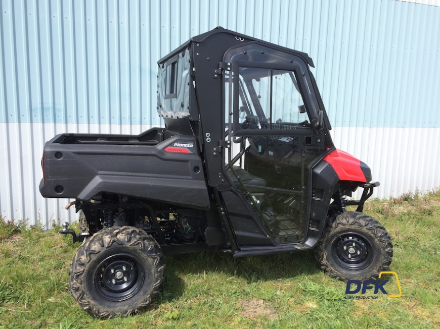 HONDA Pioneer 700