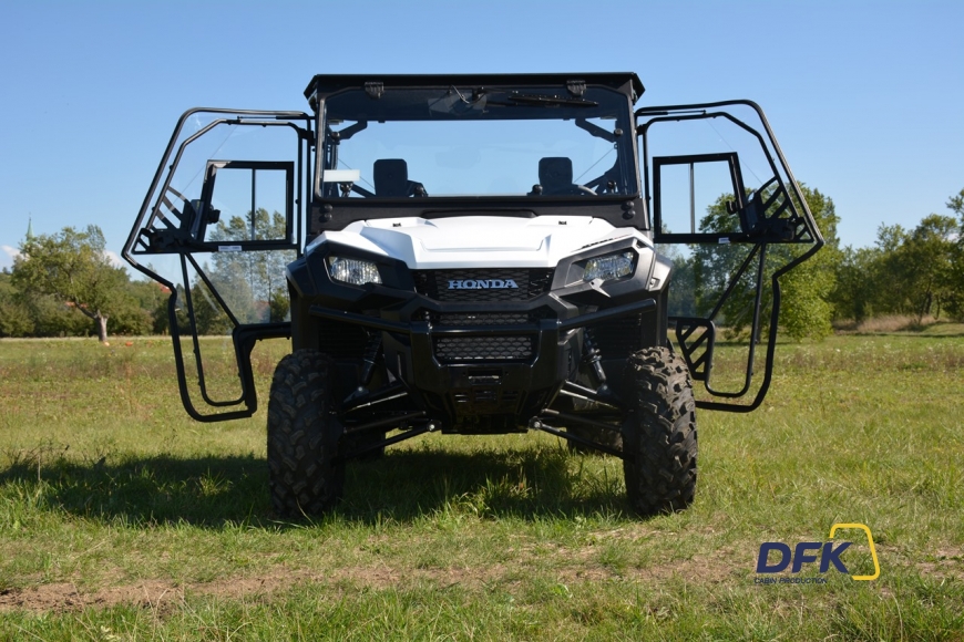 HONDA Pioneer 1000 